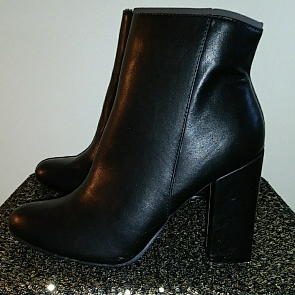Black boots